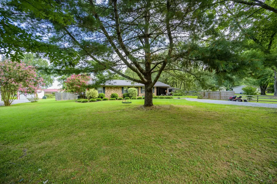 205 Grace Ave, Rockvale, TN 37153