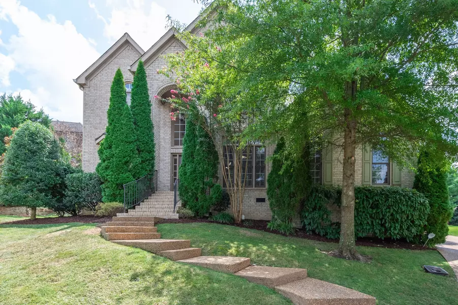 400 Beauchamp Cir, Franklin, TN 37067