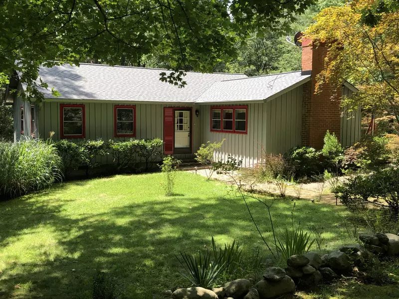 181 Kirby-Smith Rd, Sewanee, TN 37375