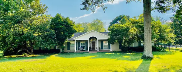 301 River Oaks Rd, Brentwood, TN 37027