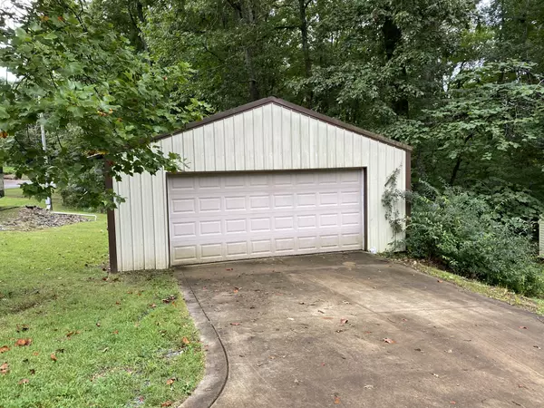 Bumpus Mills, TN 37028,129 Lakeshore Cir