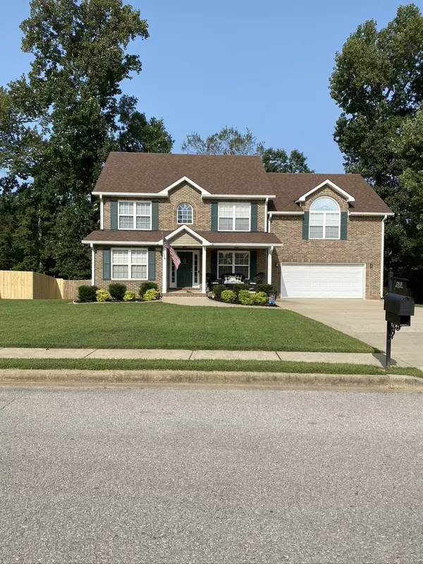 2513 Hattington Dr, Clarksville, TN 37042