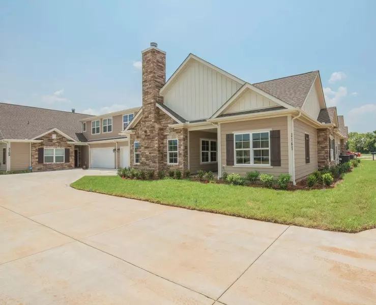 2555 Bridgeway St, Murfreesboro, TN 37128