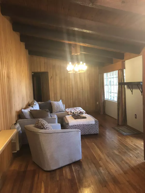 Huntland, TN 37345,1609 Hickory Grove Rd