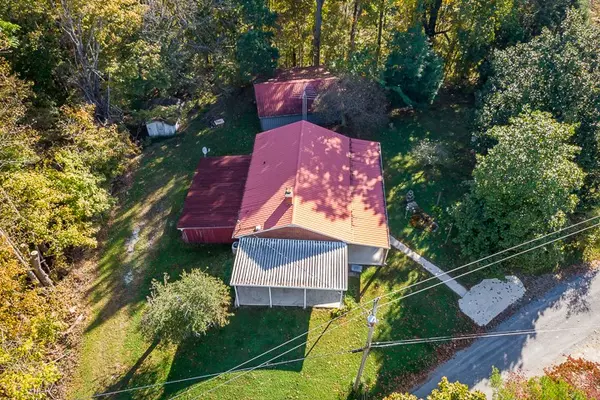 Gainesboro, TN 38562,142 Poston Ridge Ln