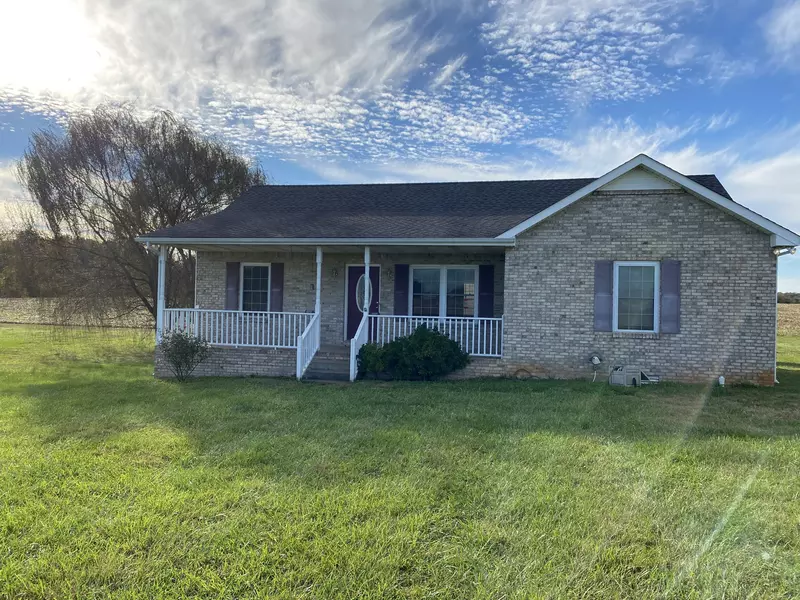 4436 John Farmer Rd, Cedar Hill, TN 37032