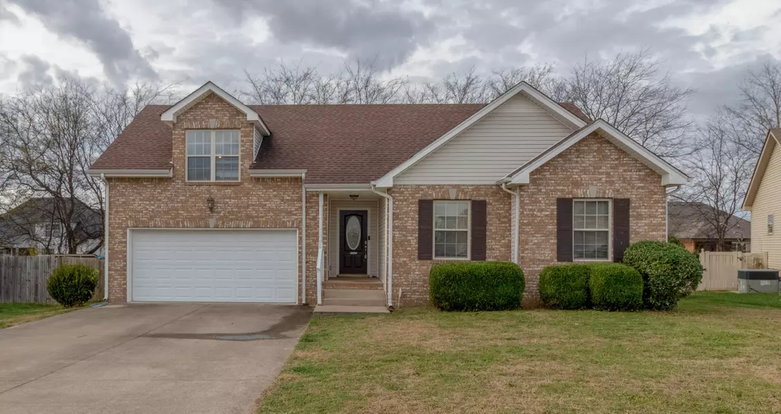 3229 Veranda Cir, Clarksville, TN 37042