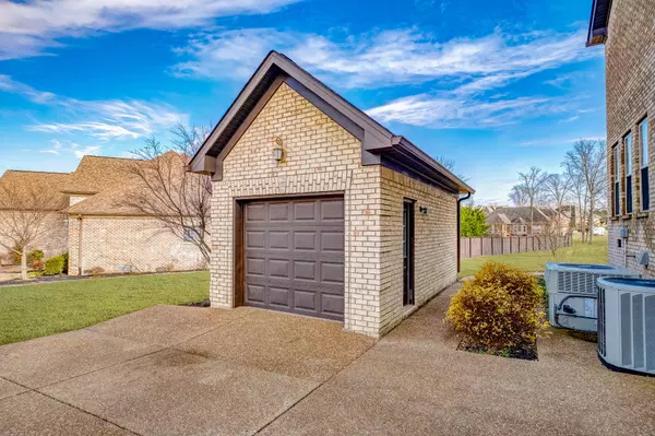 Mount Juliet, TN 37122,815 Harrisburg Ln