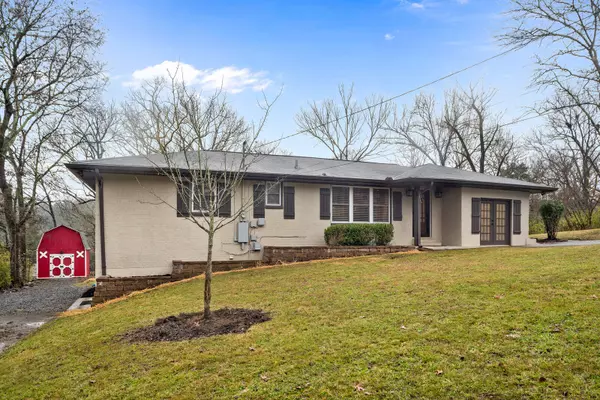 Hendersonville, TN 37075,141 Forest Retreat Rd