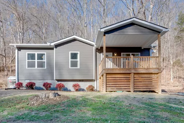 3299 Trace Creek Rd, White Bluff, TN 37187