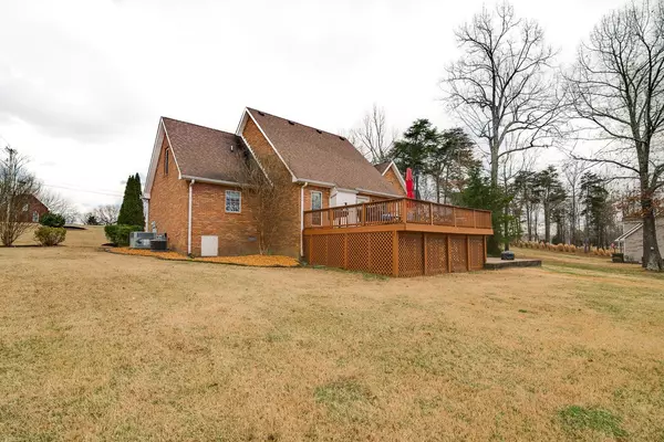 Pleasant View, TN 37146,1002 Bee Tee Ln