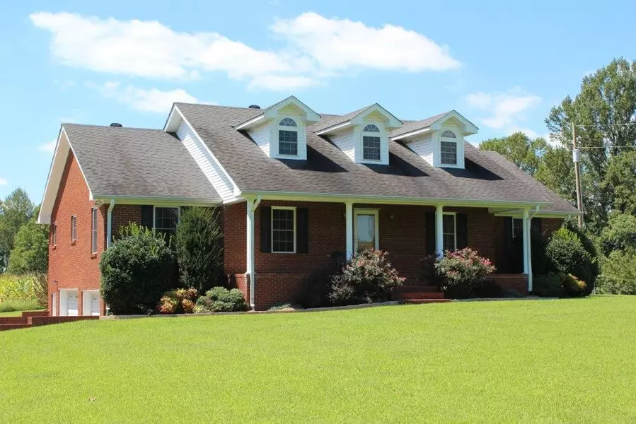 52 Sircy Ridge Ln, Pleasant Shade, TN 37145