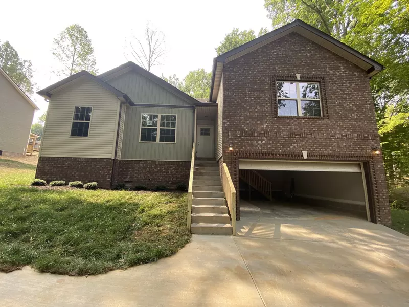 149 Glenstone, Clarksville, TN 37043