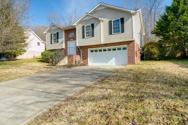 Clarksville, TN 37040,991 Hedge Apple Dr