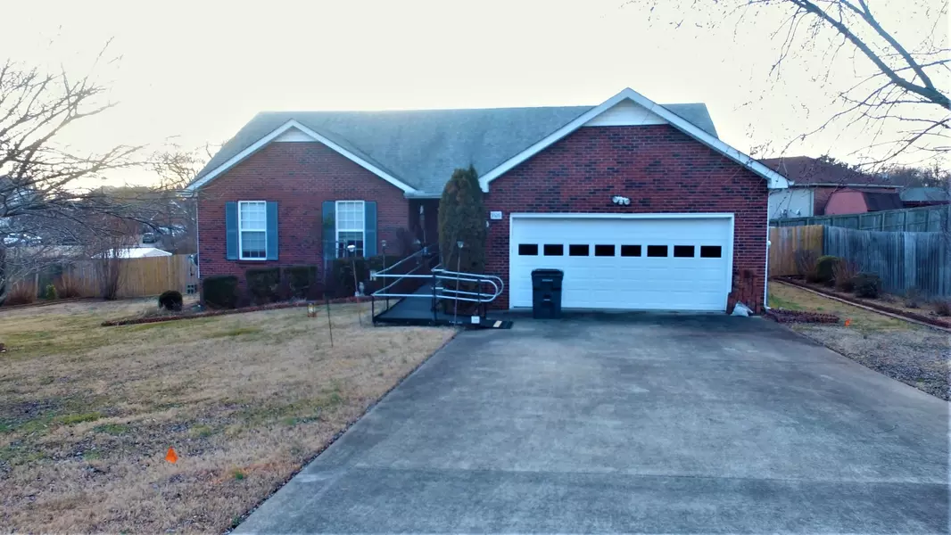 3528 Canvas Back Dr, Clarksville, TN 37042