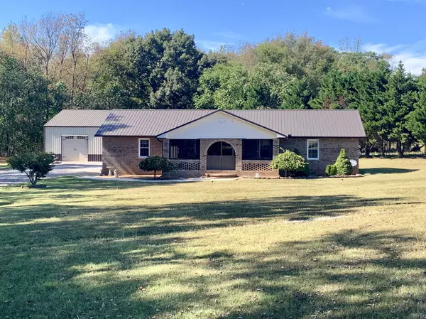 Decherd, TN 37324,384 Raymond Cowan Rd