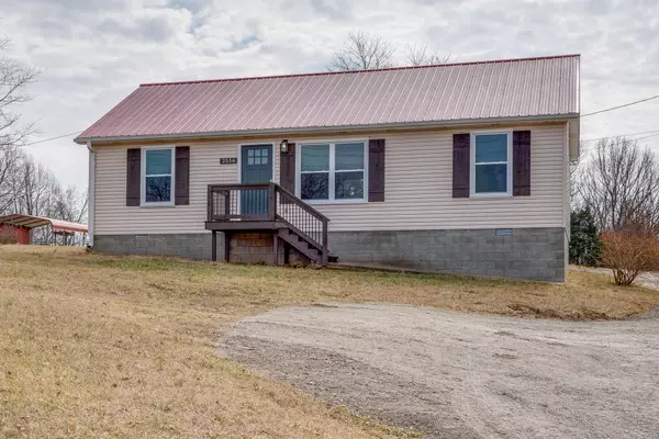 Burns, TN 37029,2556 Highway 47 #E