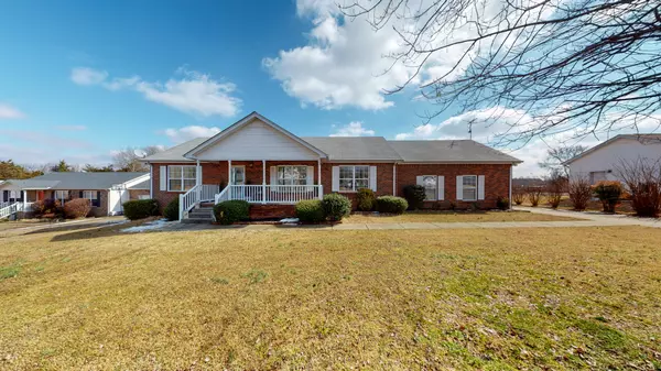 206 Sondra Ct, Mount Juliet, TN 37122