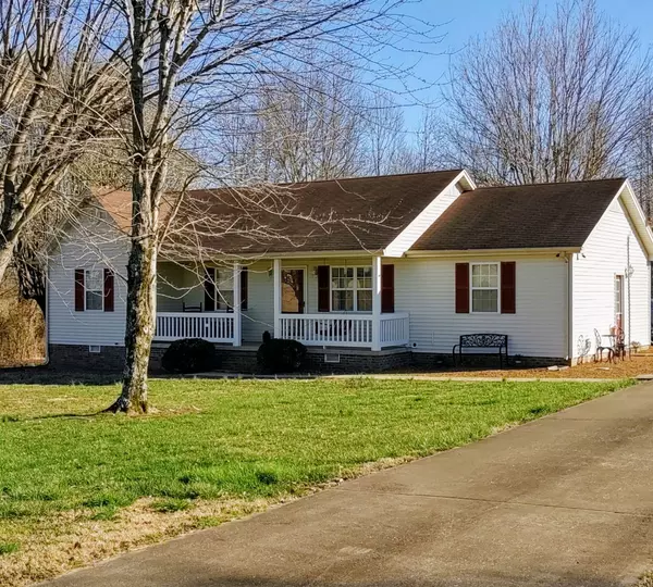 317 Jack Porter Rd, Lafayette, TN 37083