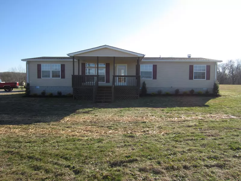 732 N McKee Rd, Watertown, TN 37184