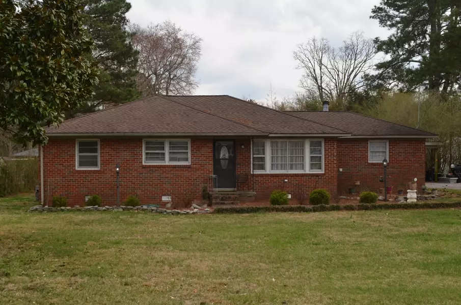 1203 FAWN ST, Tullahoma, TN 37388