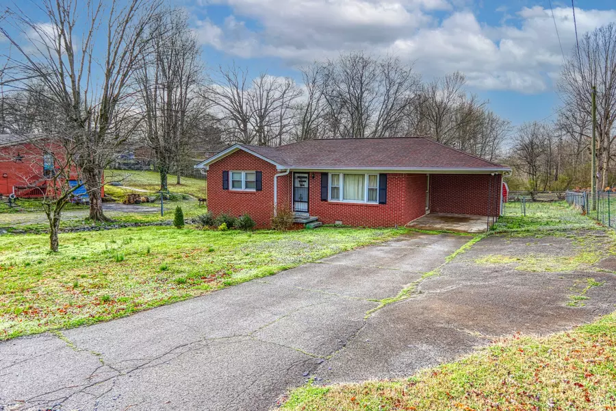 2501 Douglas St, Springfield, TN 37172