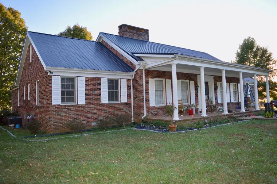 115 Brannon Hill Rd, Belvidere, TN 37306