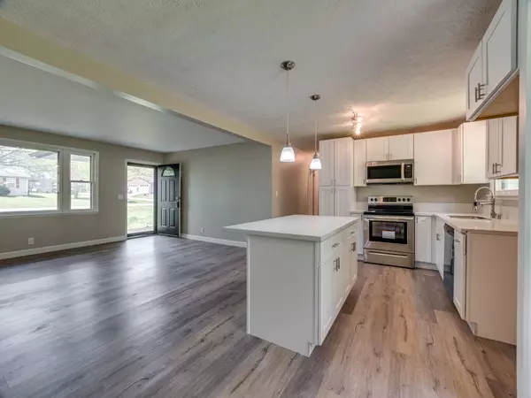 La Vergne, TN 37086,157 Elm St