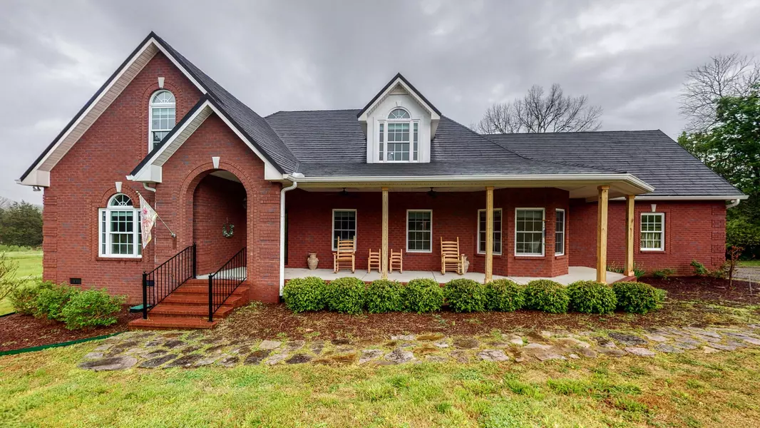 305 W Main St, Auburntown, TN 37016