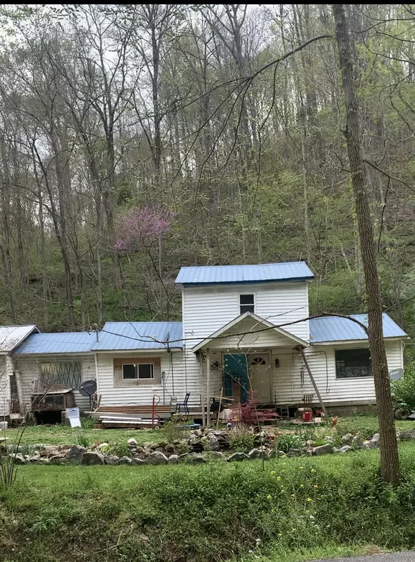 Pleasant Shade, TN 37145,1069 Pleasant Shade Hwy