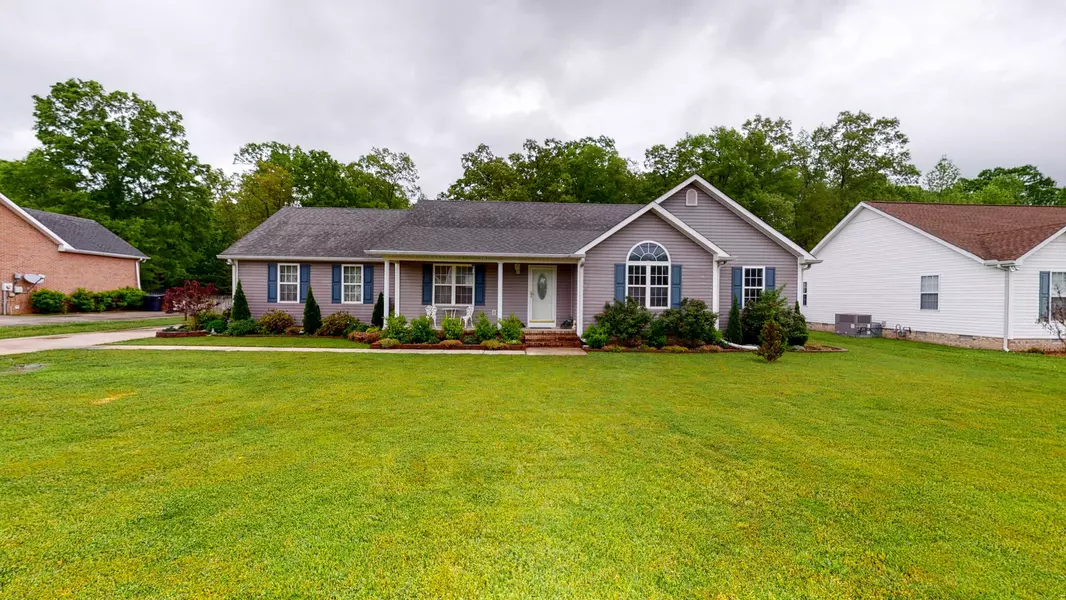 139 Linda Ln, Tullahoma, TN 37388