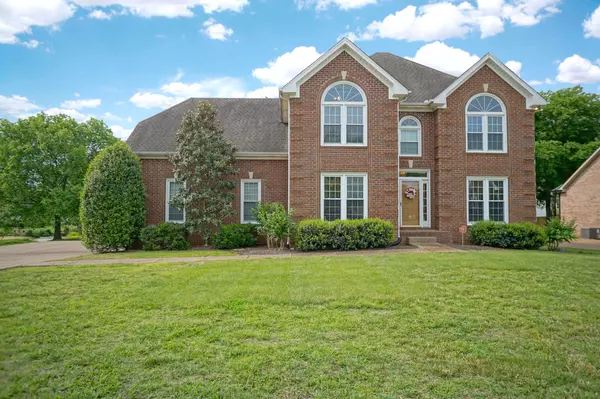 127 Wyncrest Way, Hendersonville, TN 37075