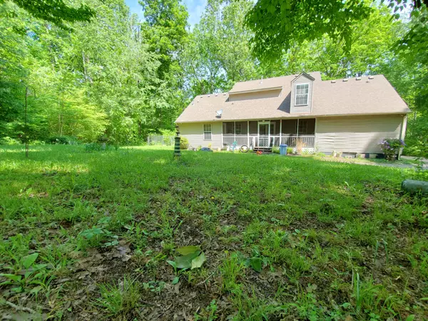 Burns, TN 37029,1126 Boone Ridge Rd