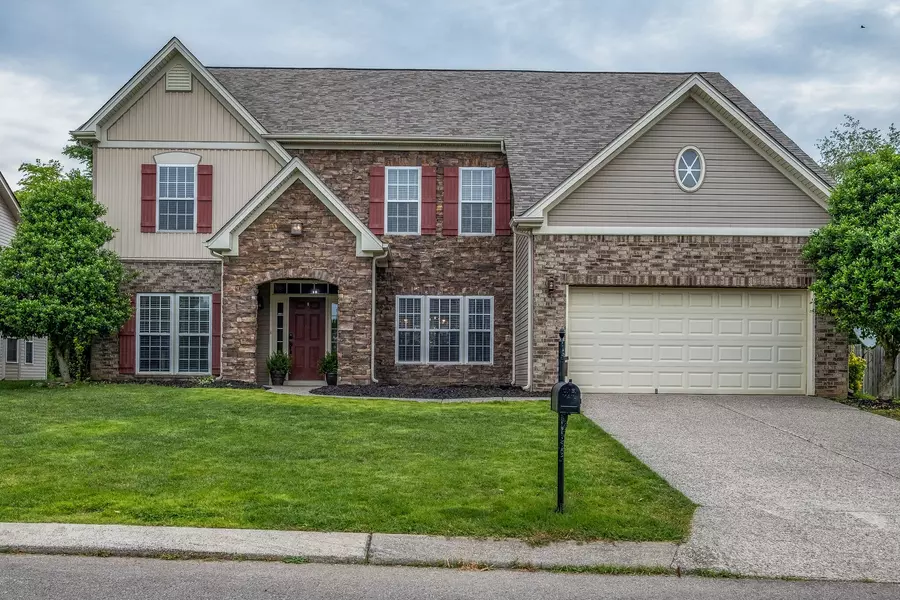 2010 SILVERTON CIRCLE, Spring Hill, TN 37174