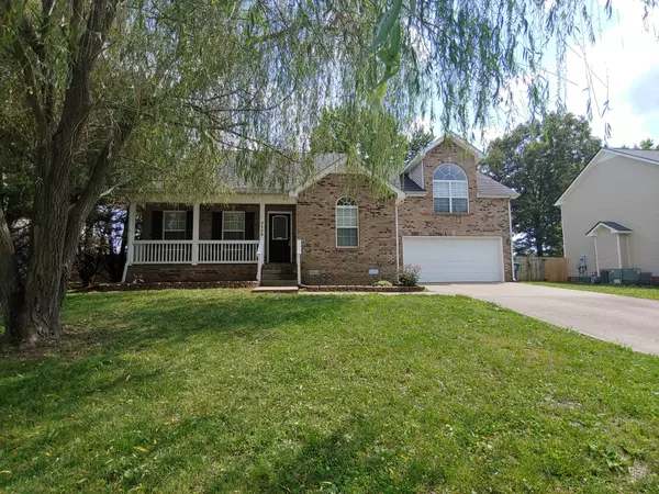 3134 Holly Pt, Clarksville, TN 37043