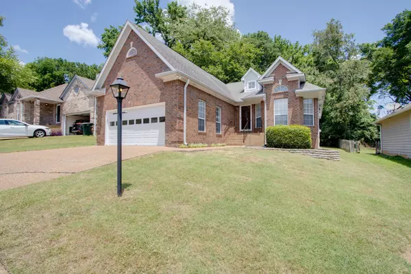 Hermitage, TN 37076,3424 Parkwood Ct