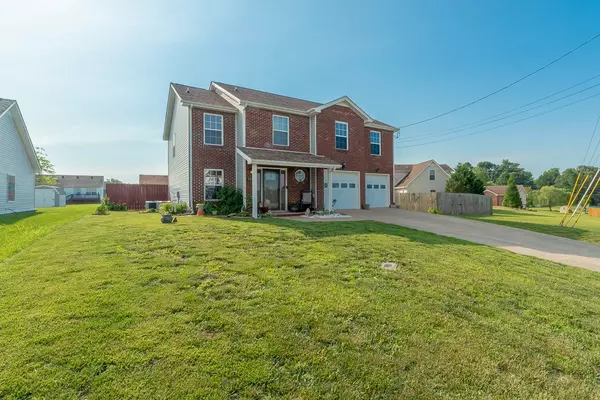 3389 Bradfield Dr, Clarksville, TN 37042