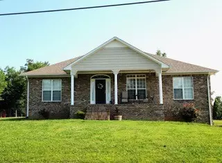 132 Oak Tree Ln, Lawrenceburg, TN 38464