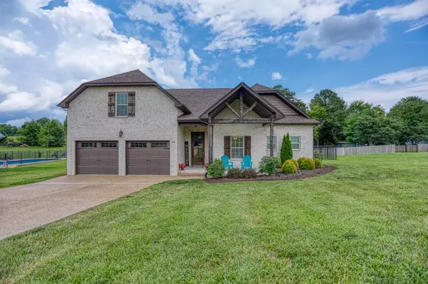 106 Tison Ln,  Cottontown,  TN 37048