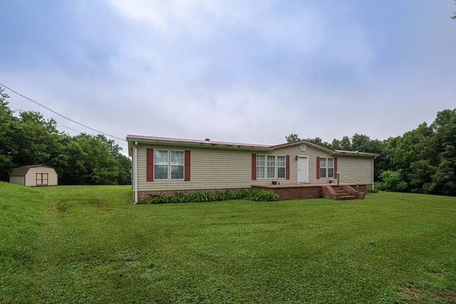 159 Milky Way Dr, Pulaski, TN 38478