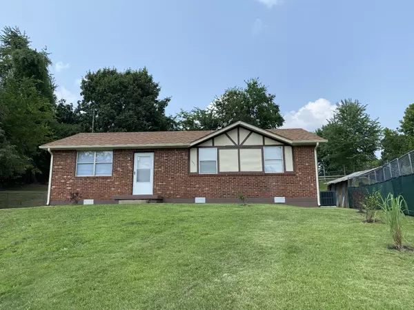 1553 Barber Ct, Clarksville, TN 37042