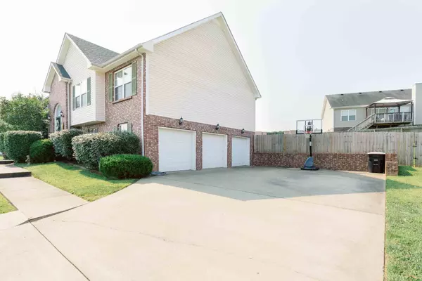 Clarksville, TN 37042,1288 Suellen Way