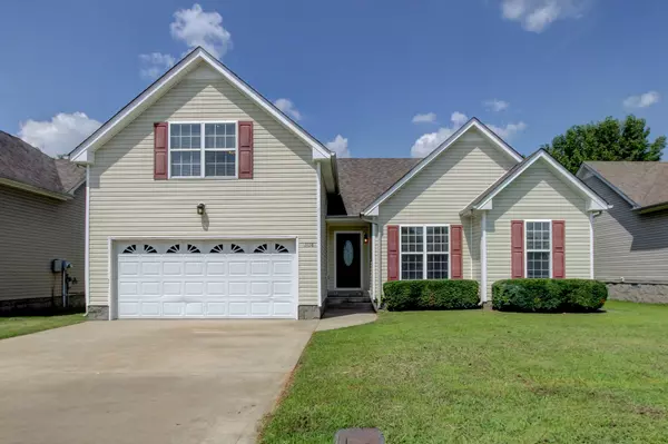 3738 Nadia Dr, Clarksville, TN 37040