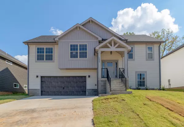 1067 Spicer Drive, Clarksville, TN 37042