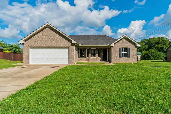 3018 Barretts Ridge Dr, Murfreesboro, TN 37130