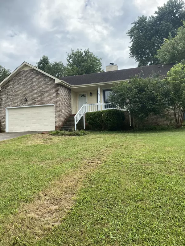 306 Brook Mead Dr, Clarksville, TN 37042