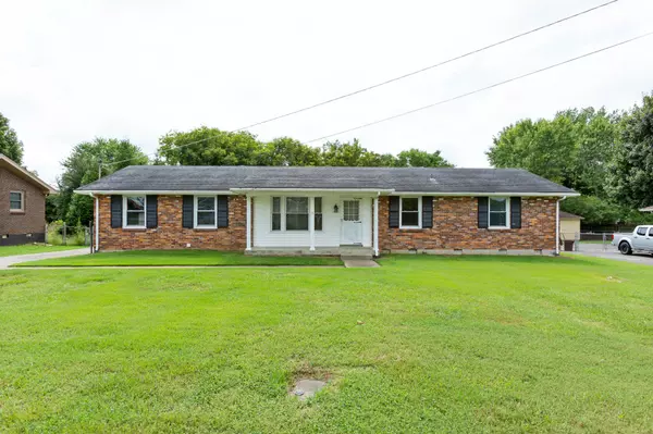 166 Wessington Pl, Hendersonville, TN 37075