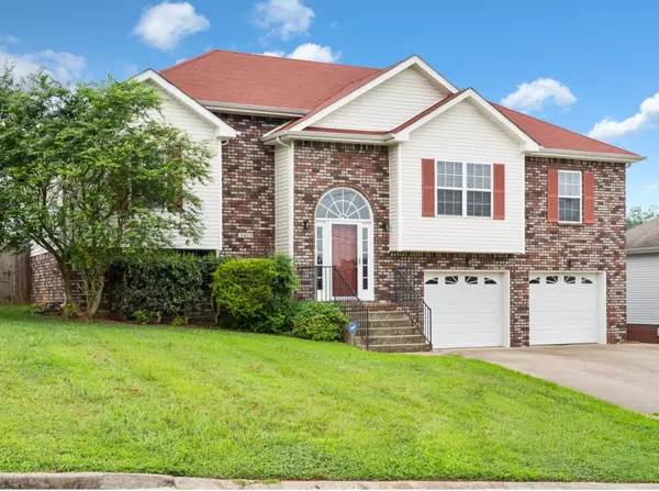 3413 Quicksilver Ln, Clarksville, TN 37042