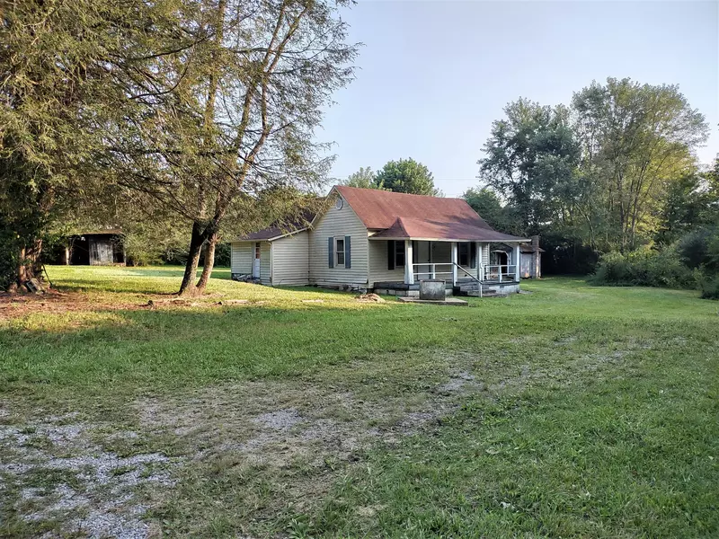 515 Beersheba St, Tracy City, TN 37387