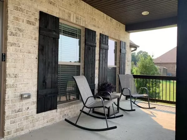 White House, TN 37188,1020 Luton Way